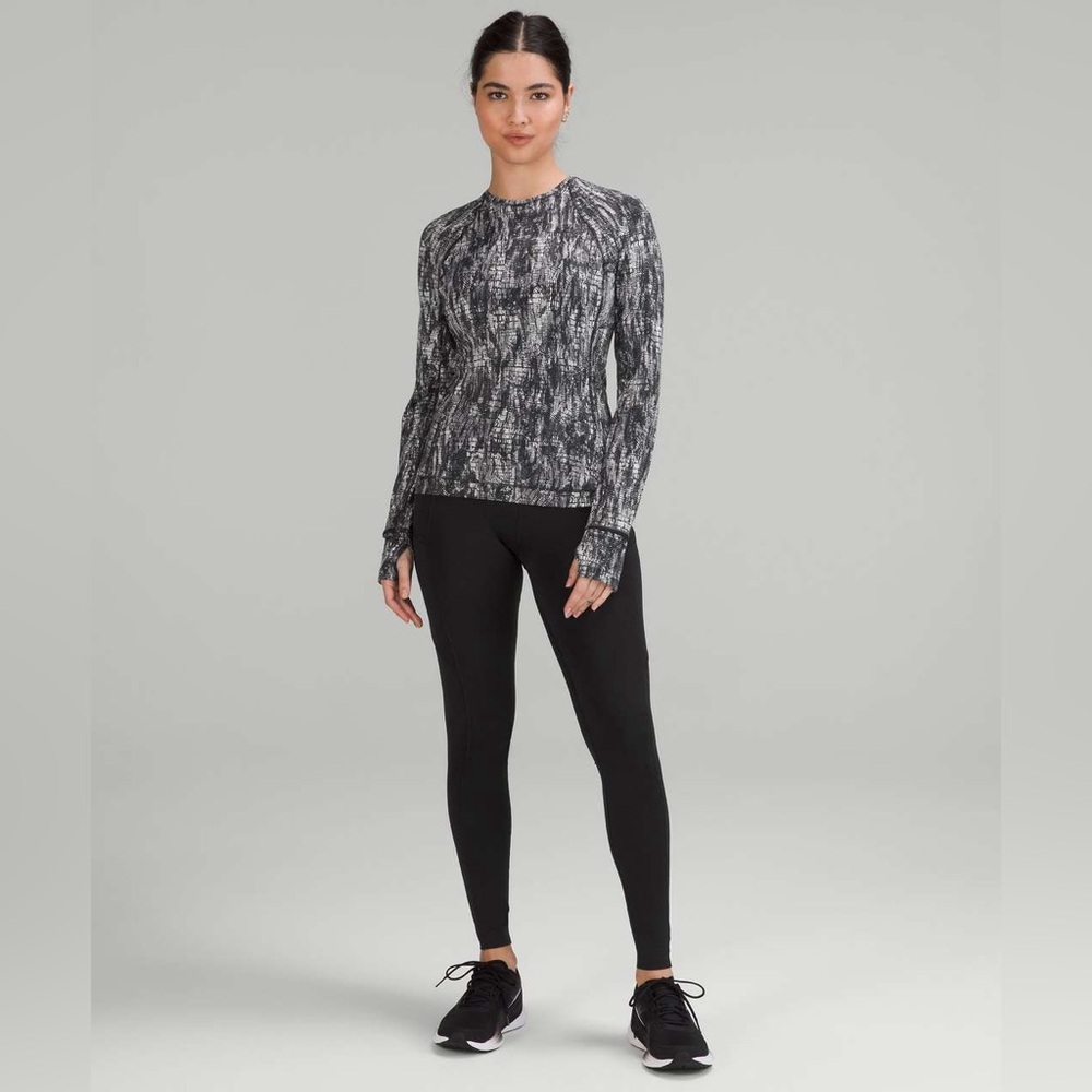 Lululemon It’s Rulu Run Long Sleeve Size 12 Lino Slide Alpine White Black Top
